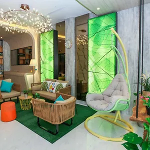 https://champion-hotel-city.singapore-best-hotels.net